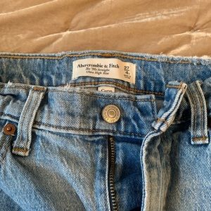 Abercrombie 90s curve love